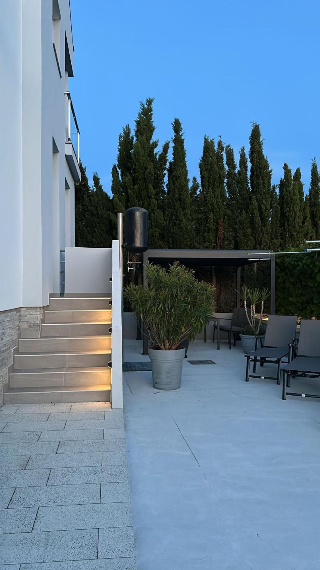 Apartments Villa Prima Privlaka  Exteriör bild